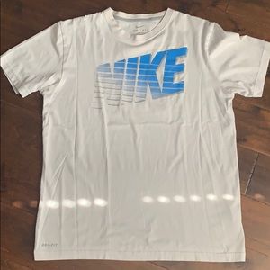 White Nike Athletic T-Shirt (dri-fit)